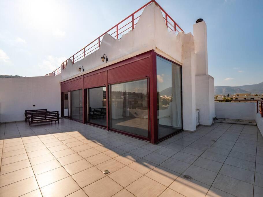 Luxury View Apartment 10Min From Athens Airport Koropí Kültér fotó