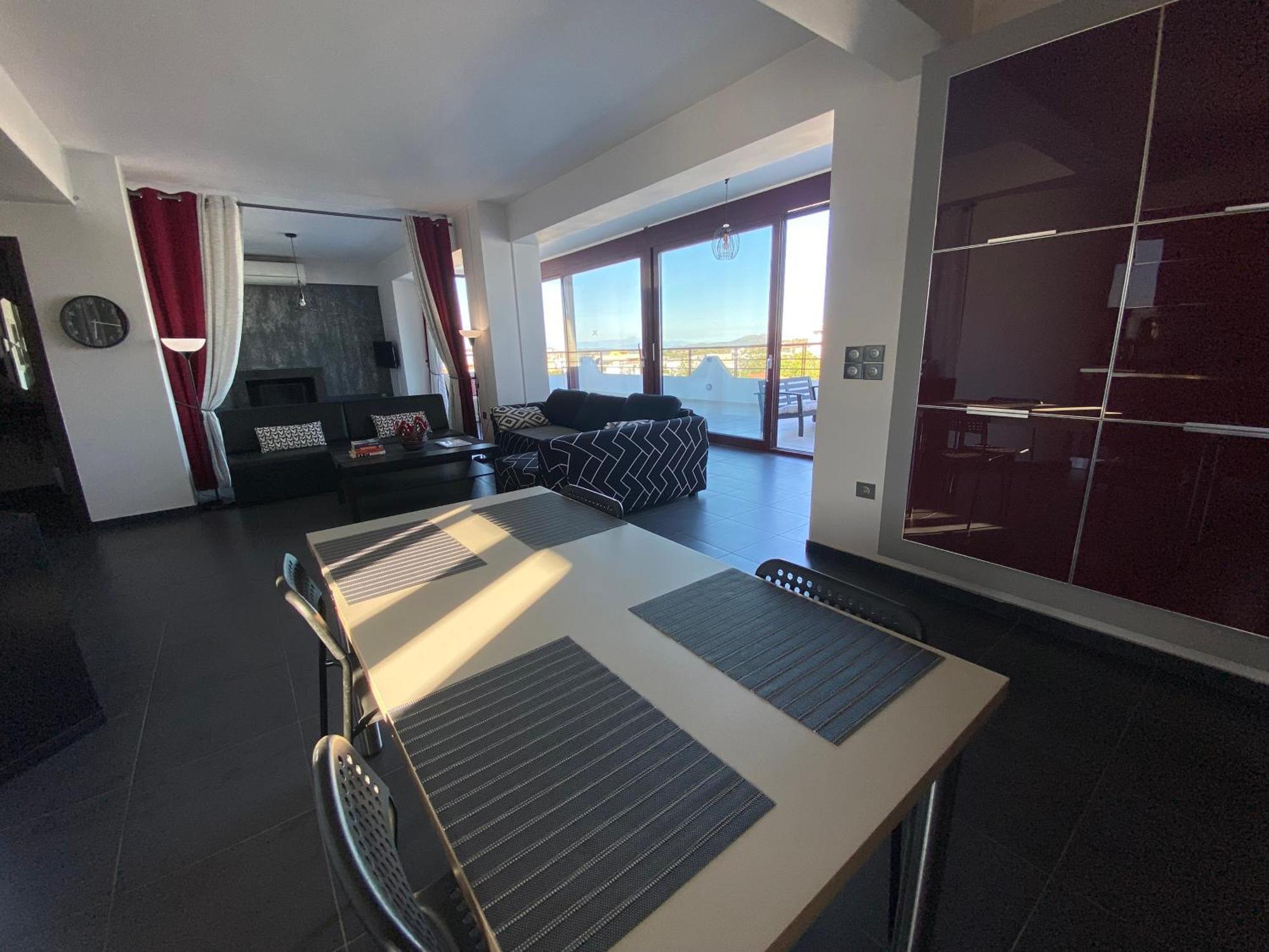 Luxury View Apartment 10Min From Athens Airport Koropí Kültér fotó