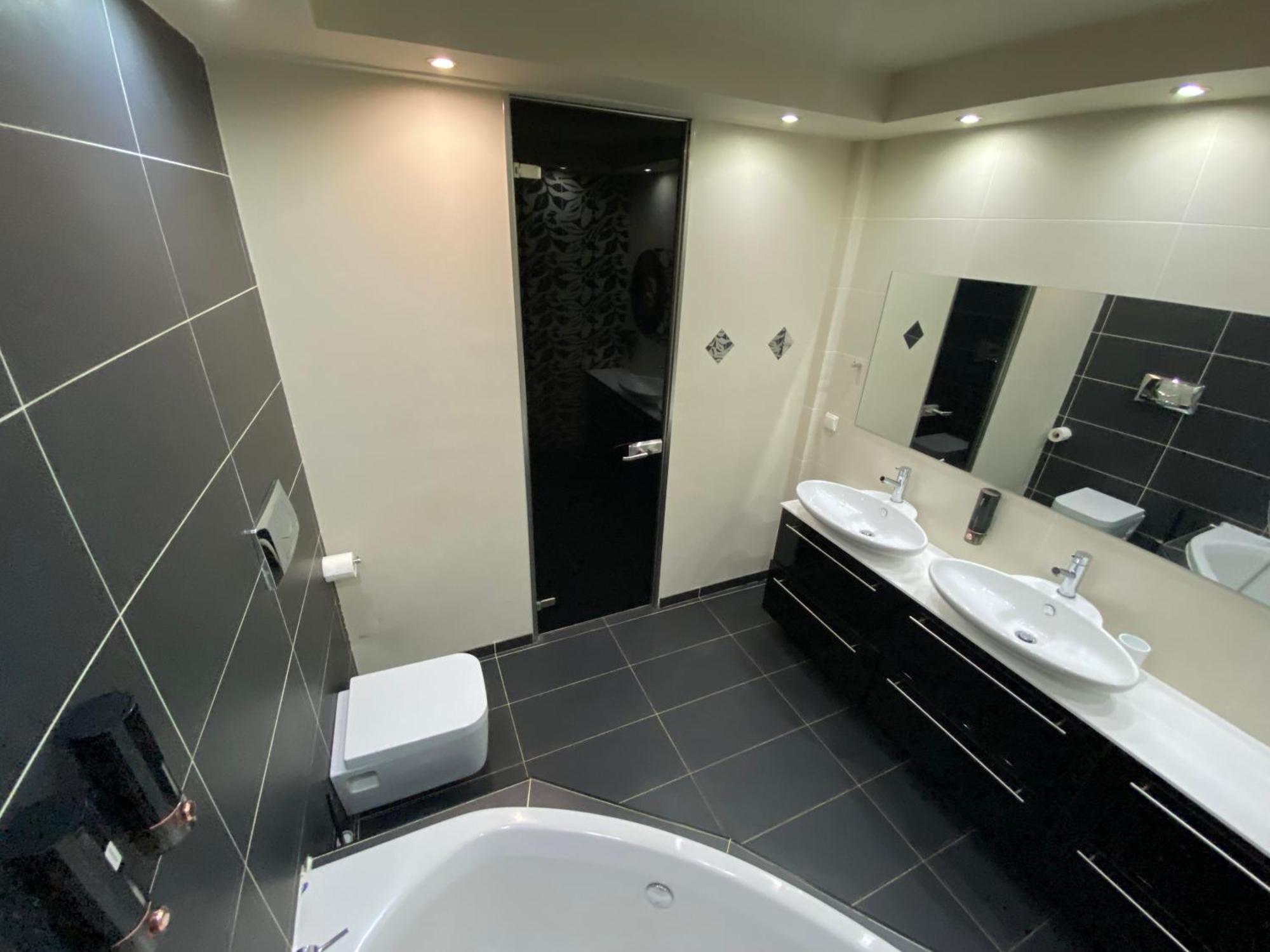 Luxury View Apartment 10Min From Athens Airport Koropí Kültér fotó