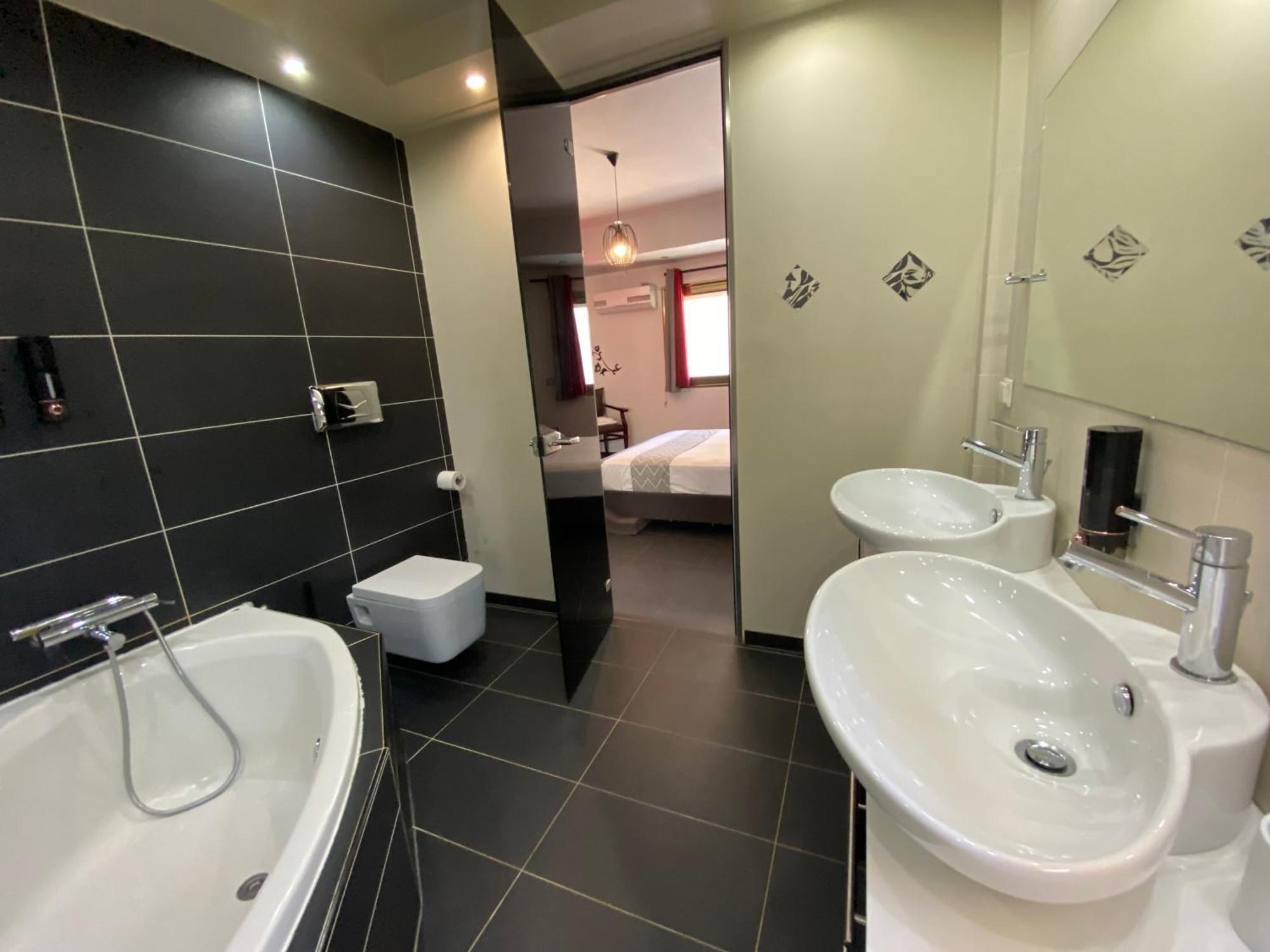 Luxury View Apartment 10Min From Athens Airport Koropí Kültér fotó